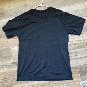 Mens Lululemon shirt